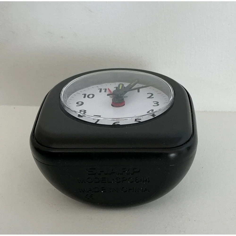Sharp Battery Clock Bedside/Travel With  Snooze Light Button Alarm Working!